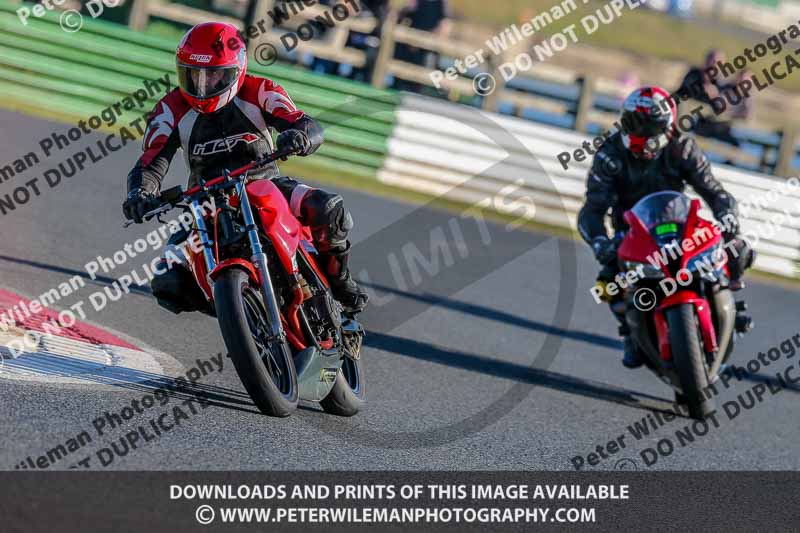 PJM Wedding Photography;enduro digital images;event digital images;eventdigitalimages;mallory park;mallory park photographs;mallory park trackday;mallory park trackday photographs;no limits trackdays;peter wileman photography;racing digital images;trackday digital images;trackday photos